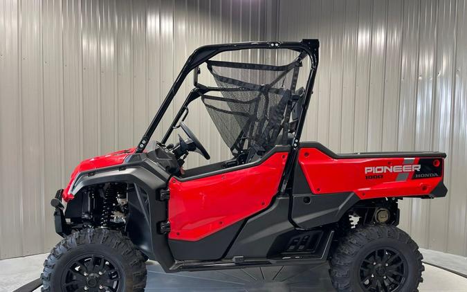 2024 Honda Pioneer 1000 Deluxe