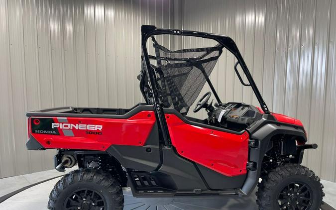 2024 Honda Pioneer 1000 Deluxe