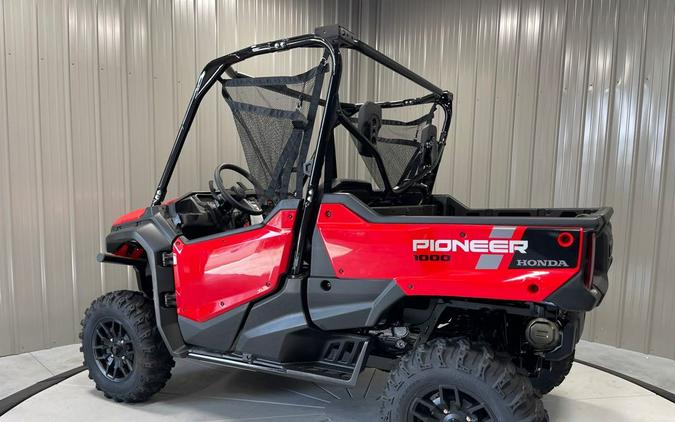 2024 Honda Pioneer 1000 Deluxe