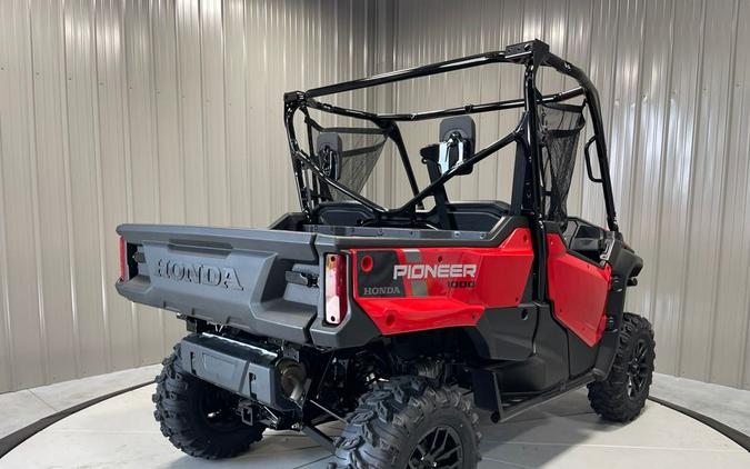 2024 Honda Pioneer 1000 Deluxe