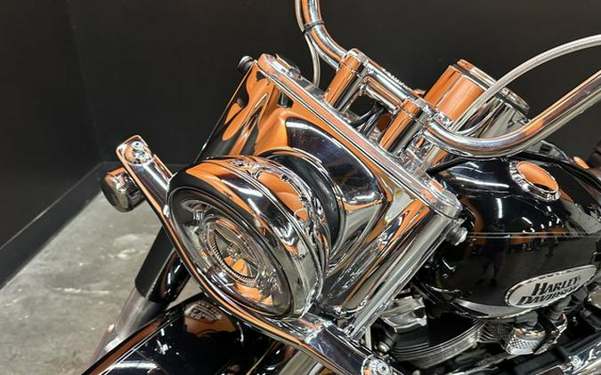 2021 Harley-Davidson Softail FLHC - Heritage Classic