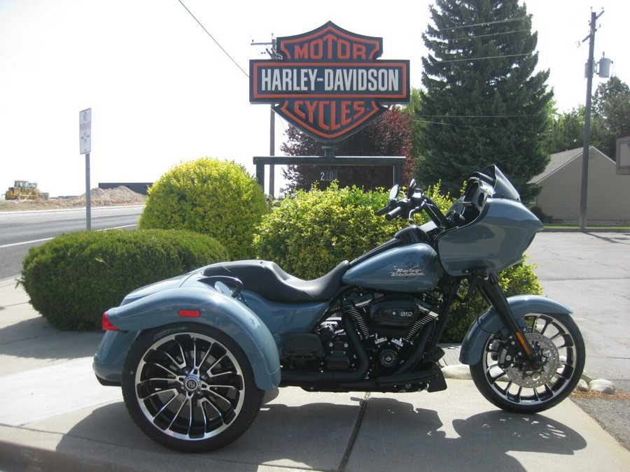 2024 Harley-Davidson Road Glide 3 Sharkskin Blue