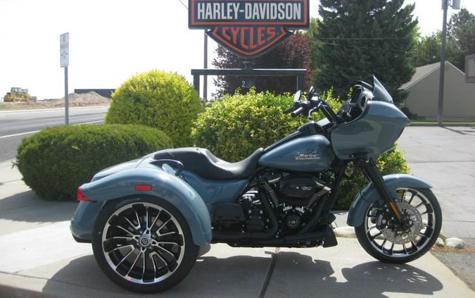 2024 Harley-Davidson Road Glide 3 Sharkskin Blue