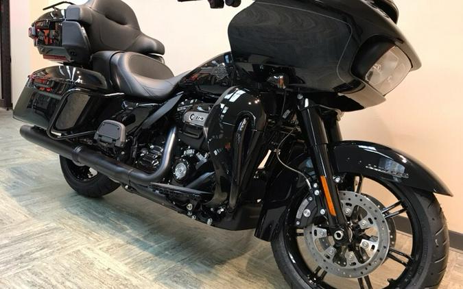 2024 Harley-Davidson Road Glide Limited Vivid Black - Black Finish FLTRK