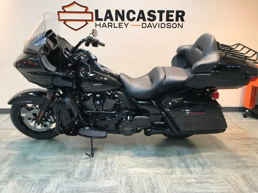 2024 Harley-Davidson Road Glide Limited Vivid Black - Black Finish FLTRK