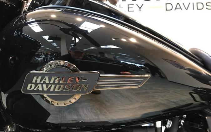 2024 Harley-Davidson Road Glide Limited Vivid Black - Black Finish FLTRK