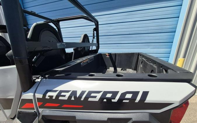 2025 Polaris® General 4 1000 Sport