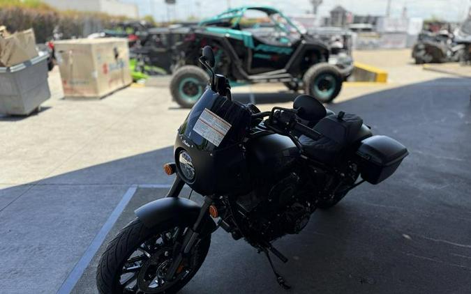 2025 Indian Motorcycle® Sport Chief RT Black Smoke