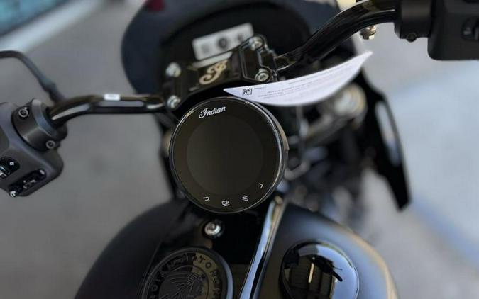 2025 Indian Motorcycle® Sport Chief RT Black Smoke