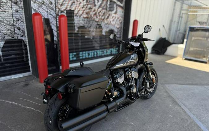 2025 Indian Motorcycle® Sport Chief RT Black Smoke