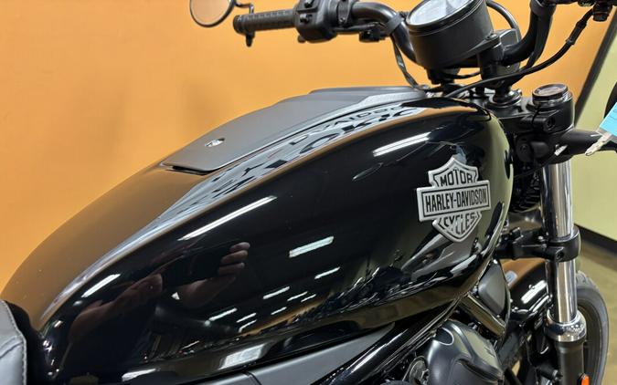 RH975 2025 Nightster™