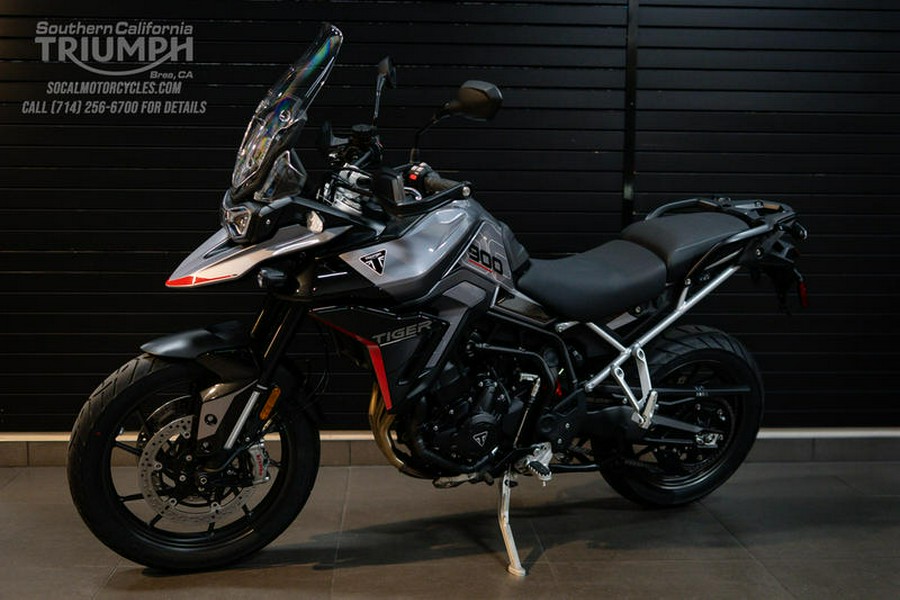 2025 Triumph Tiger 900 GT Pro Graphite / Sapphire Black