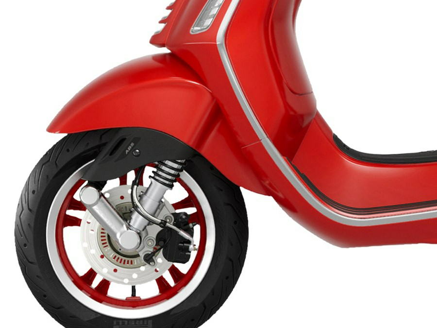 2025 Vespa Elettrica Red 70