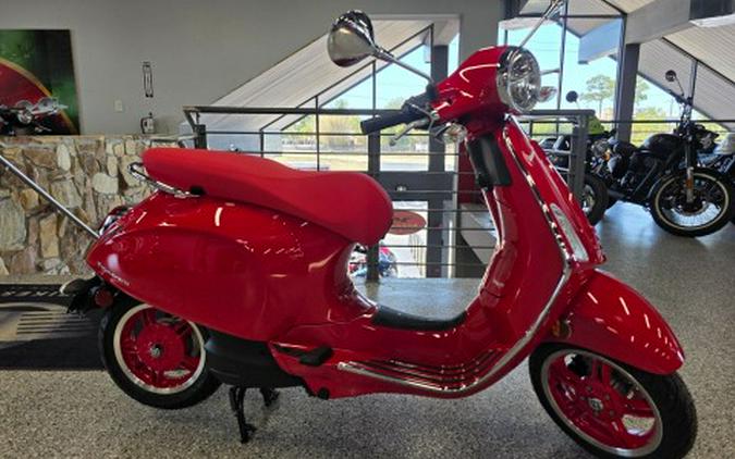 2025 Vespa Elettrica Red 70