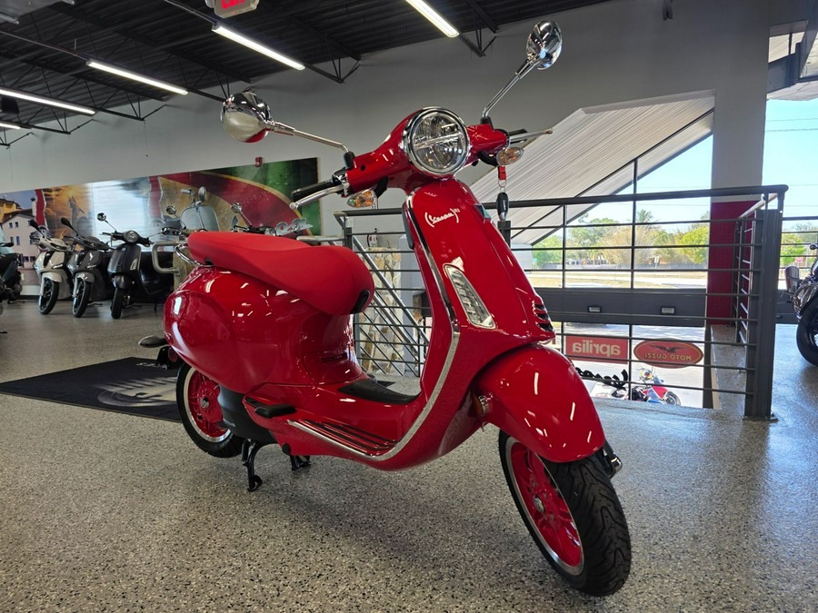 2025 Vespa Elettrica Red 70