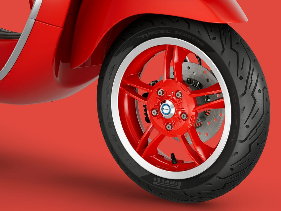 2025 Vespa Elettrica Red 70