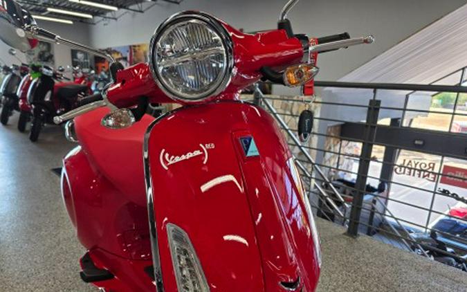 2025 Vespa Elettrica Red 70