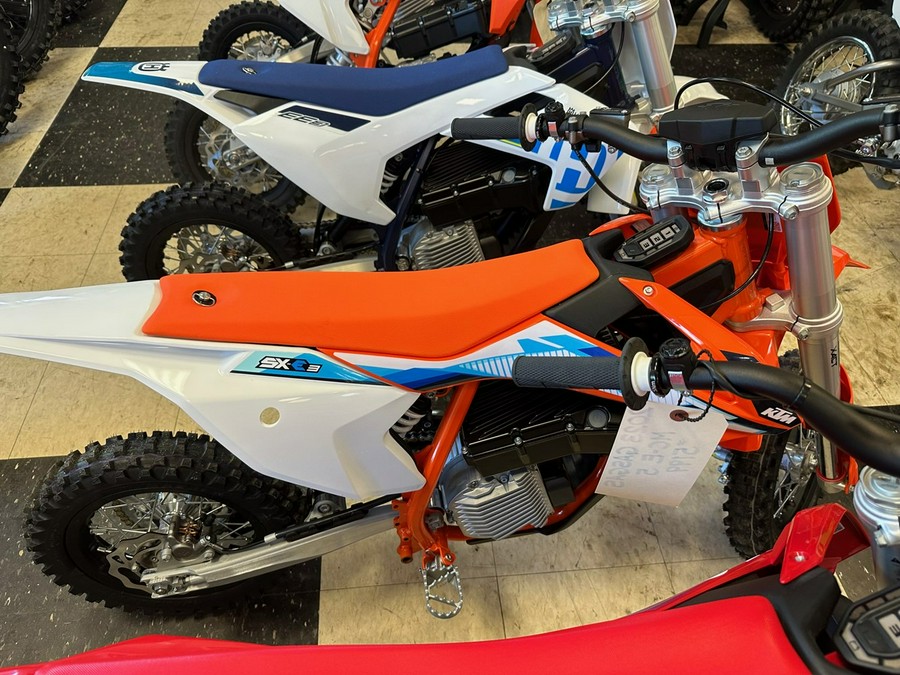 2024 KTM SX-E 3