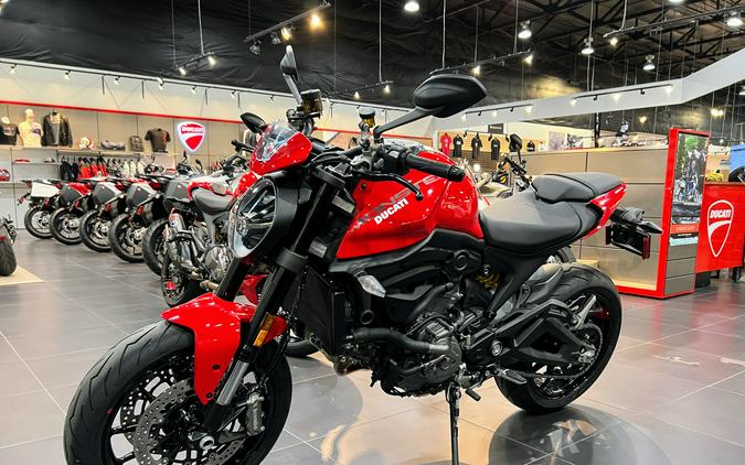 2023 Ducati Monster Plus