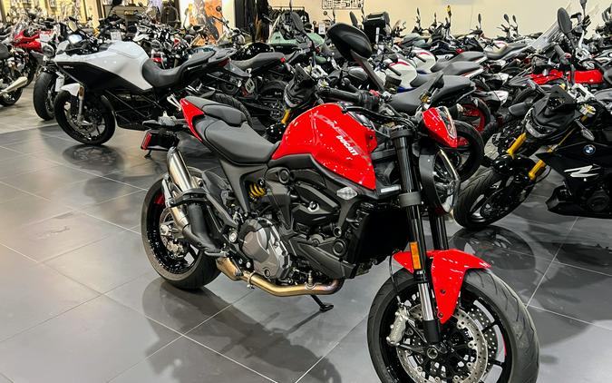 2023 Ducati Monster Plus