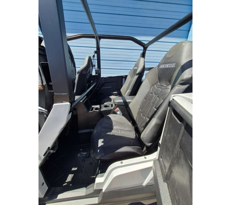 2025 Polaris® General 4 1000 Sport