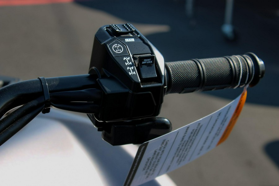 2025 CAN-AM OUTLANDER MAX XT 1000R