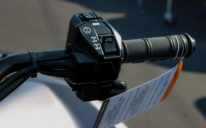 2025 CAN-AM OUTLANDER MAX XT 1000R