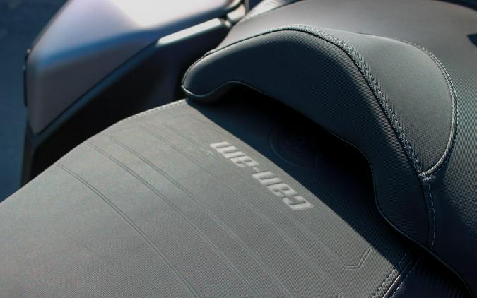 2025 CAN-AM OUTLANDER MAX XT 1000R