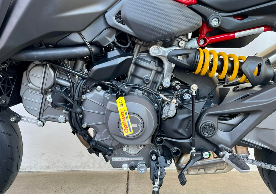 2026 Ducati MONSTER PLUS