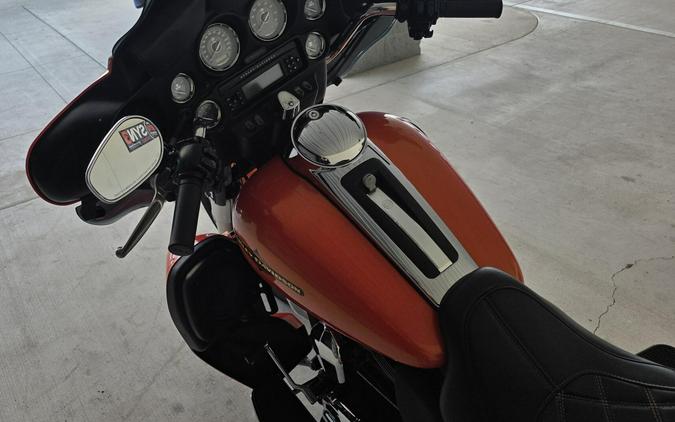 2012 Harley-Davidson® Electra Glide® Ultra Limited Custom Tequila Sunrise/H-D Orange