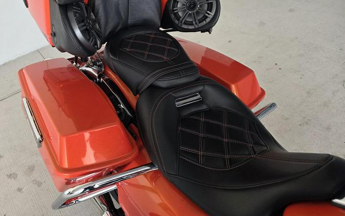 2012 Harley-Davidson® Electra Glide® Ultra Limited Custom Tequila Sunrise/H-D Orange