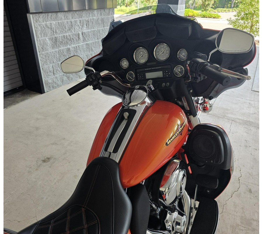 2012 Harley-Davidson® Electra Glide® Ultra Limited Custom Tequila Sunrise/H-D Orange