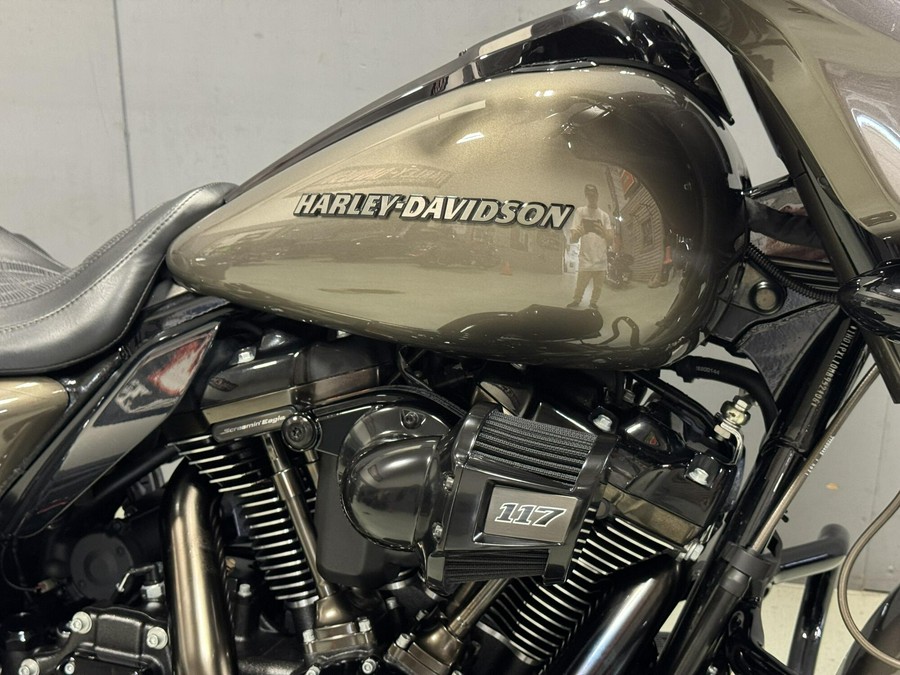 FLHXSE 2021 CVO™ Street Glide®