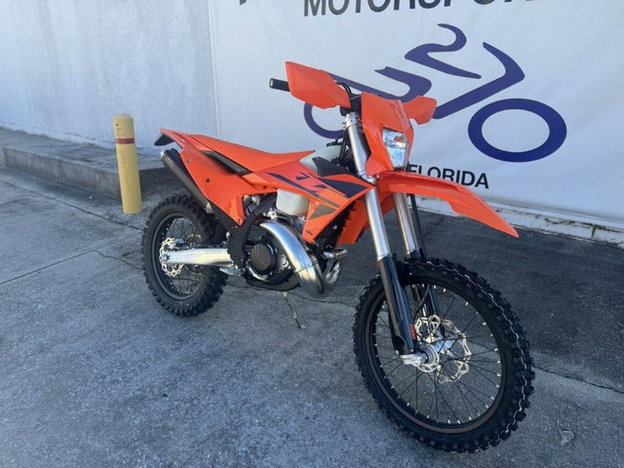 2025 KTM XC 250 W