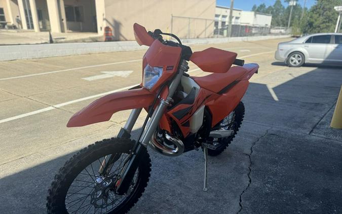 2025 KTM XC 250 W
