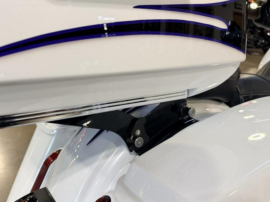 2016 Harley-Davidson® FLHXSE - CVO™ Street Glide®