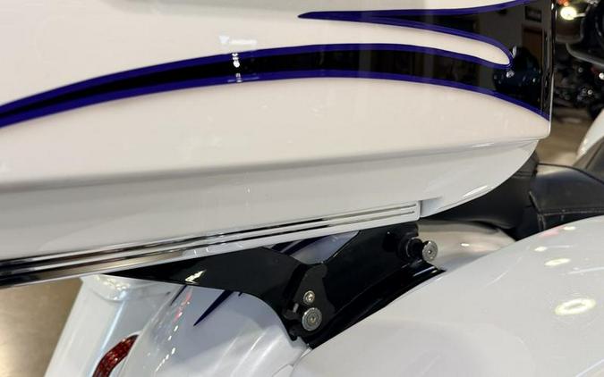 2016 Harley-Davidson® FLHXSE - CVO™ Street Glide®