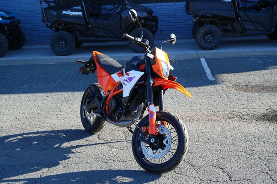 2026 KTM SMC 390 R