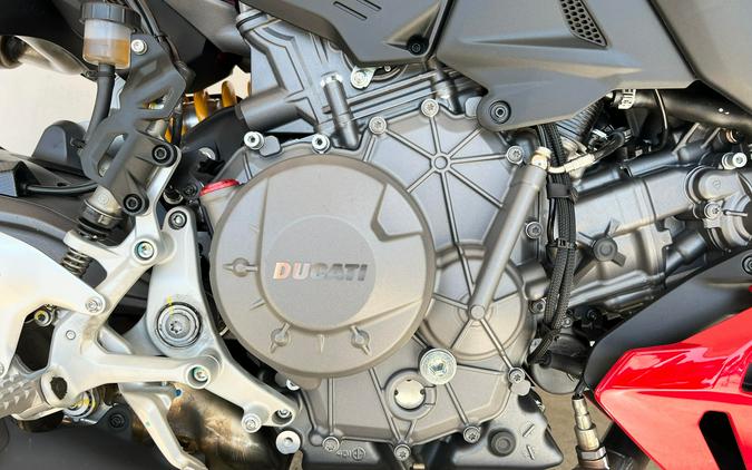 2026 Ducati Streetfighter V2