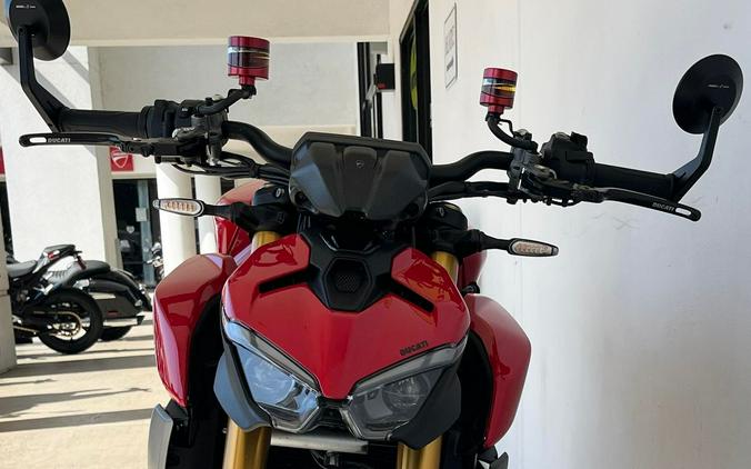 2026 Ducati Streetfighter V2