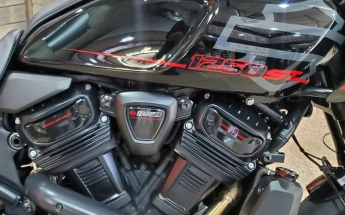 2026 Harley-Davidson® Pan America® 1250 ST