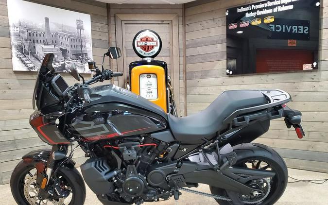 2026 Harley-Davidson® Pan America® 1250 ST
