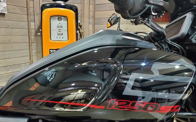 2026 Harley-Davidson® Pan America® 1250 ST