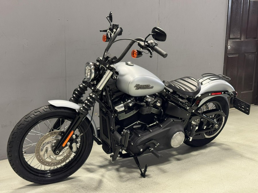 FXBB 2020 Street Bob®
