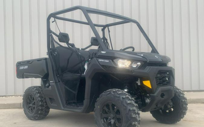 2024 Can-Am Defender DPS HD9