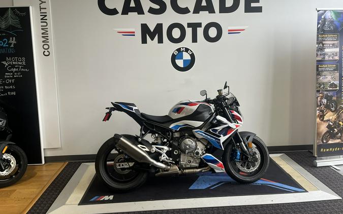 2024 BMW M 1000 R