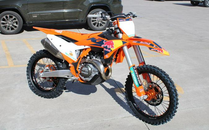 2024 KTM 450 SX-F Factory Edition First Look [17 Fast Facts]