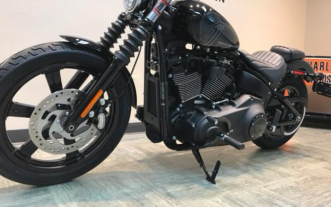 2024 Harley-Davidson Street Bob 114 Vivid Black FXBBS