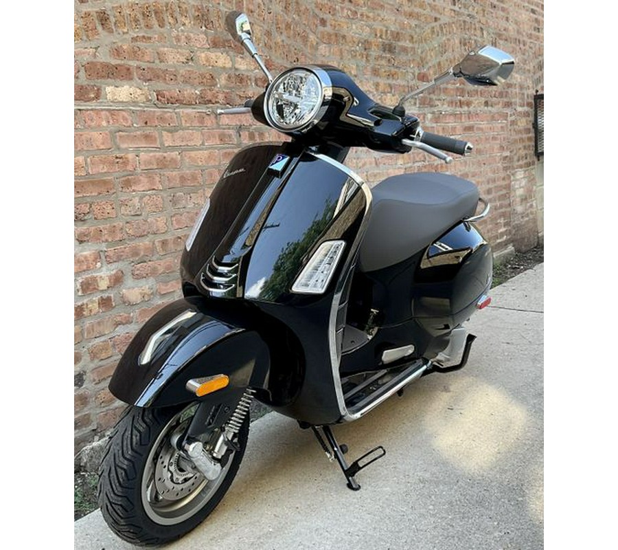 2023 Vespa GTS 300