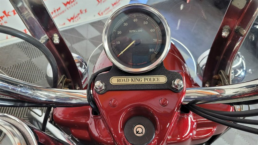 2005 Harley Davidson Road King Police